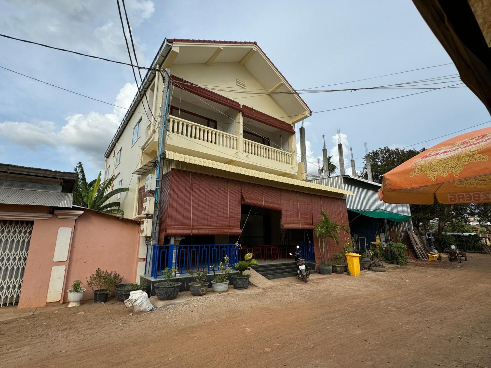 Dary'S Village Guesthouse & Restaurant Phumi Chong Kaoh Kültér fotó